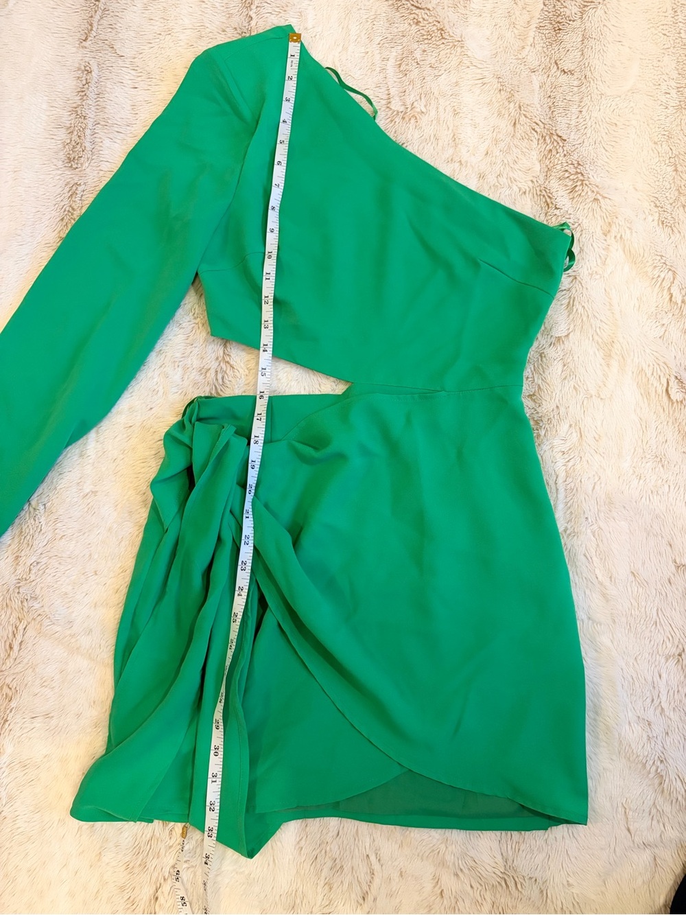 💚 RNWY Runaway The Label Estella Green Cutout One Shoulder Mini Dress Revolve - Picture 8 of 16